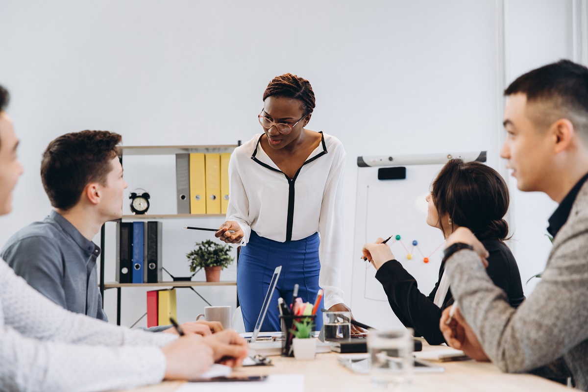 Customized Leadership Skills Training Workshops for Diverse Teams